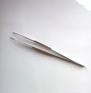 Izolovaná pinzeta nerez/z 20 cm